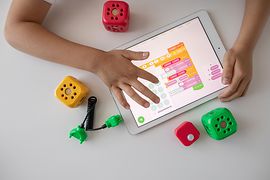The toy robots from Robo Wunderkind are programmed via app